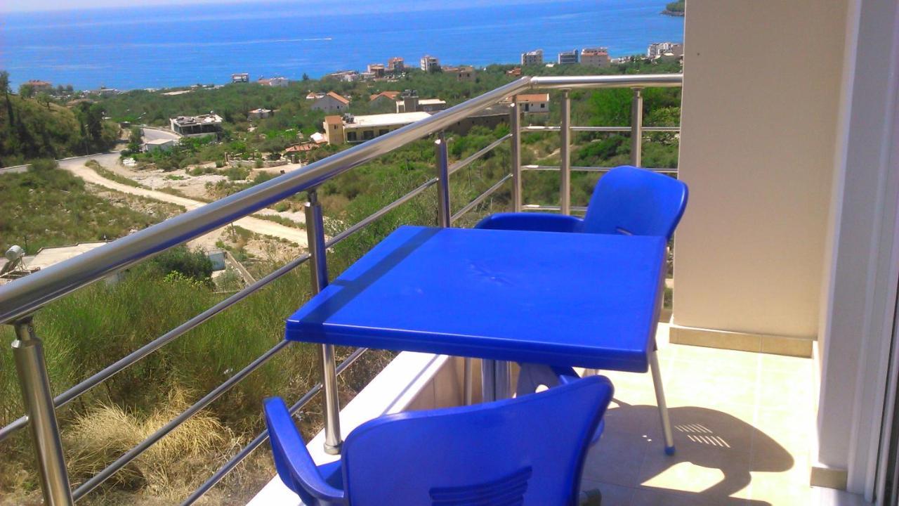 Marika'S Apartments Himare Exterior photo